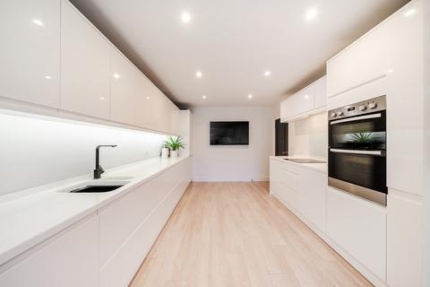 3 bedroom semi-detached house for sale, Oaklands Avenue, Watford, Hertfordshire