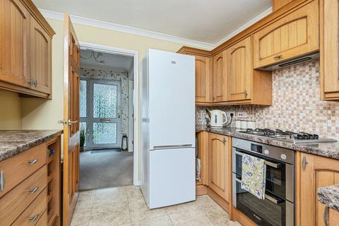 3 bedroom detached bungalow for sale, Broomhouse Close, Denby Dale, Huddersfield