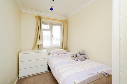 3 bedroom end of terrace house for sale, Giles Road, Oxford