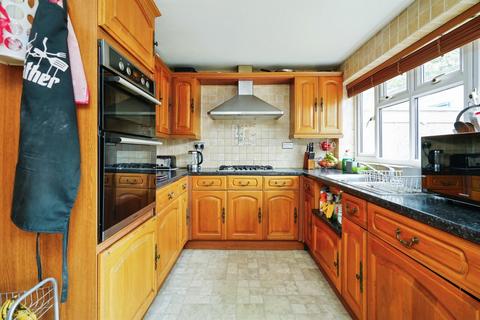 3 bedroom end of terrace house for sale, Giles Road, Oxford