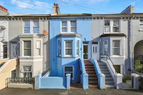 Wellesley Road, EASTBOURNE