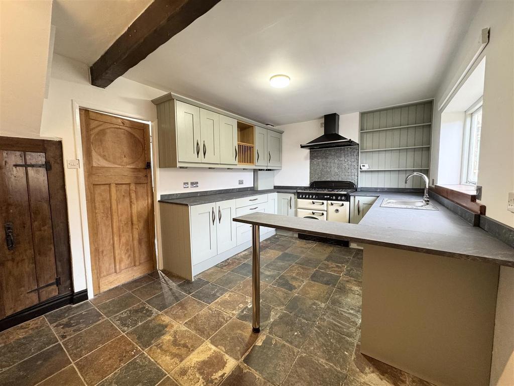 Dining kitchen