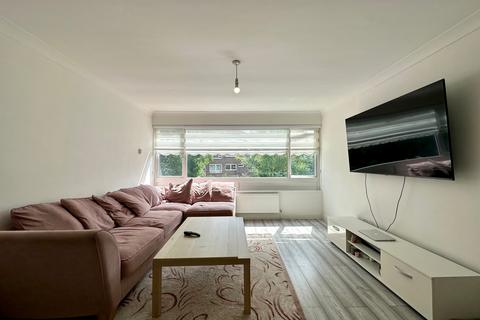 2 bedroom apartment for sale, Cameron Close, Warley, Brentwood