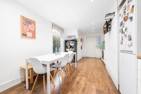4 bedroom house for sale, Solon Road, SW2