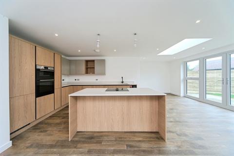 4 bedroom detached house for sale, The Paddock, Upper Dicker, Hailsham
