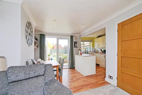 undefined, Minster Avenue, York