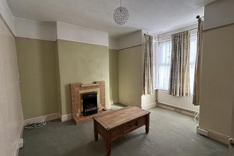 3 bedroom semi-detached house to rent, Blende Road, Llandeilo, Carmarthenshire.