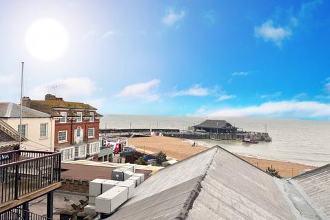 5 bedroom terraced house to rent, Eldon Place, The Parade, Broadstairs, Kent, CT10