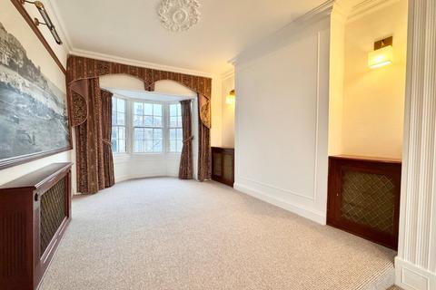 5 bedroom terraced house to rent, Eldon Place, The Parade, Broadstairs, Kent, CT10