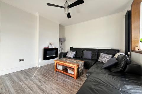 3 bedroom terraced house for sale, Straight Road, Romford