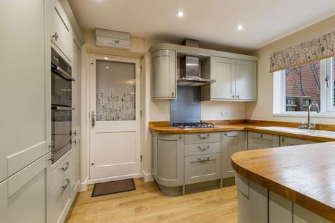 3 bedroom detached bungalow for sale, Jubilee Close, Ledbury, HR8