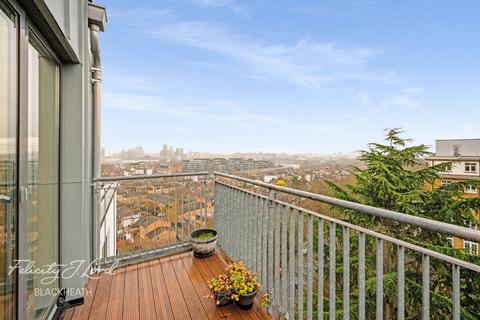 2 bedroom apartment for sale, Restell Close, Blackheath