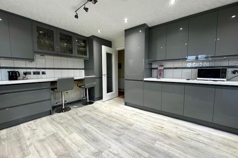 undefined, 1 Glebe Close Donington-on-Bain Louth LN11 9TS