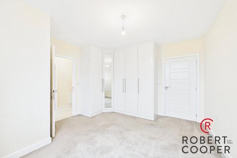 3 bedroom apartment to rent, Ladysmith Road, Harrow, HA3