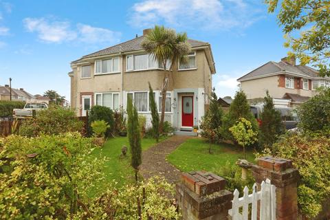 2 bedroom semi-detached house for sale, Shalbourne Road, GOSPORT