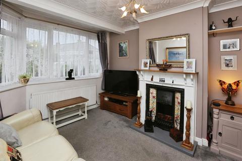 2 bedroom semi-detached house for sale, Shalbourne Road, GOSPORT