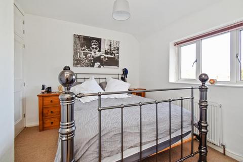 4 bedroom semi-detached house to rent, Brenchley Road, Orpington, BR5