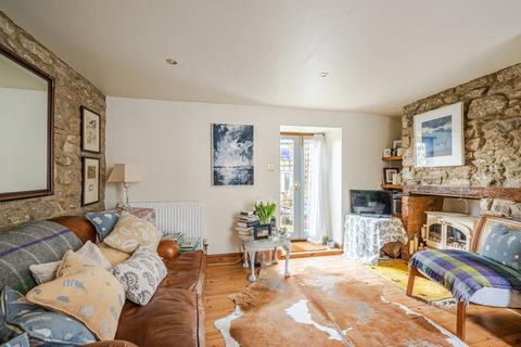 2 bedroom cottage for sale, Gloucester Street, Malmesbury