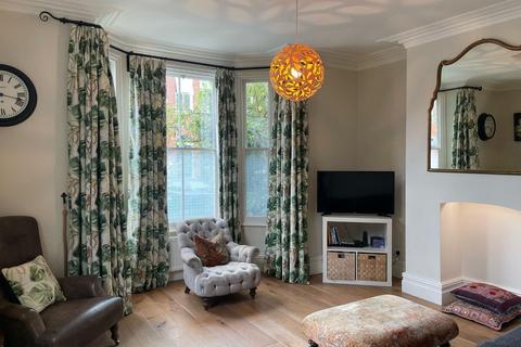 4 bedroom house for sale, Grenfell Road, Manchester