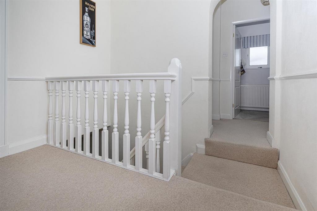 Bramleys Estate Agents - Pye Nest - Halifax (38).j