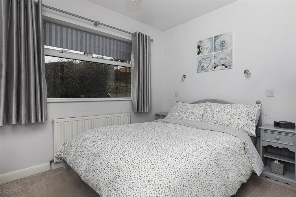 Bramleys Estate Agents - Pye Nest - Halifax (26).j