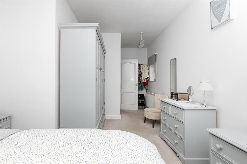 Bramleys Estate Agents - Pye Nest - Halifax (28).j
