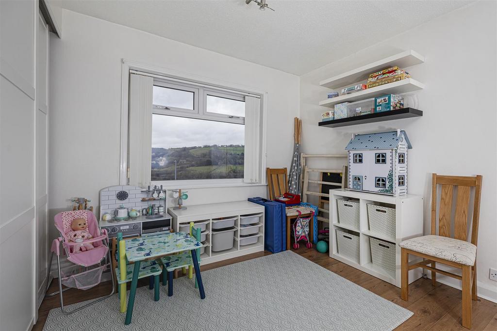Bramleys Estate Agents - Pye Nest - Halifax (39).j