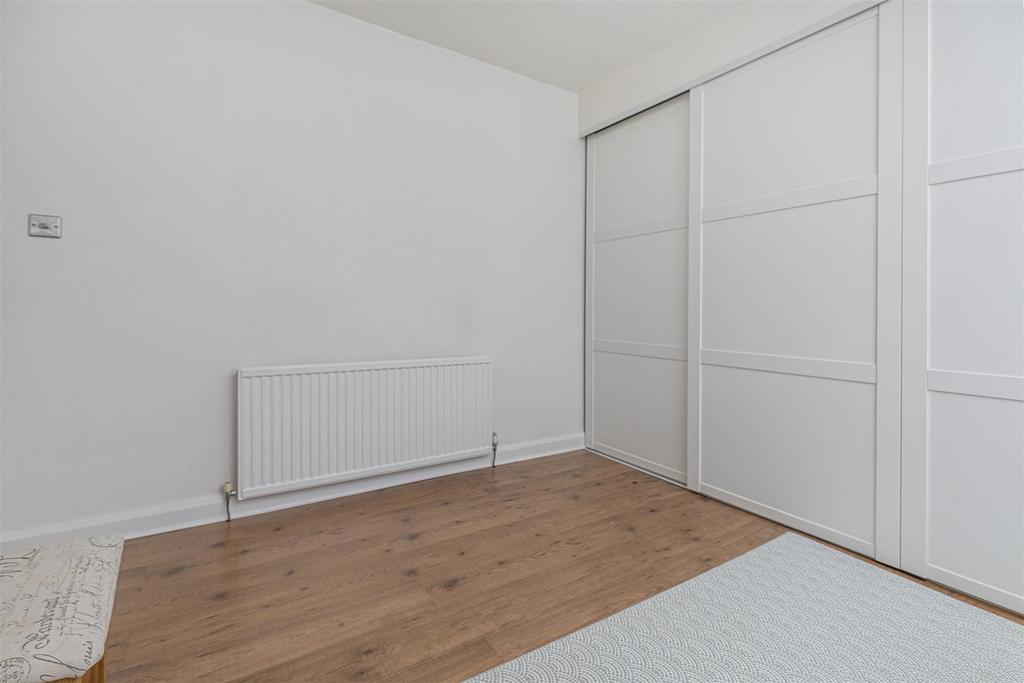 Bramleys Estate Agents - Pye Nest - Halifax (41).j