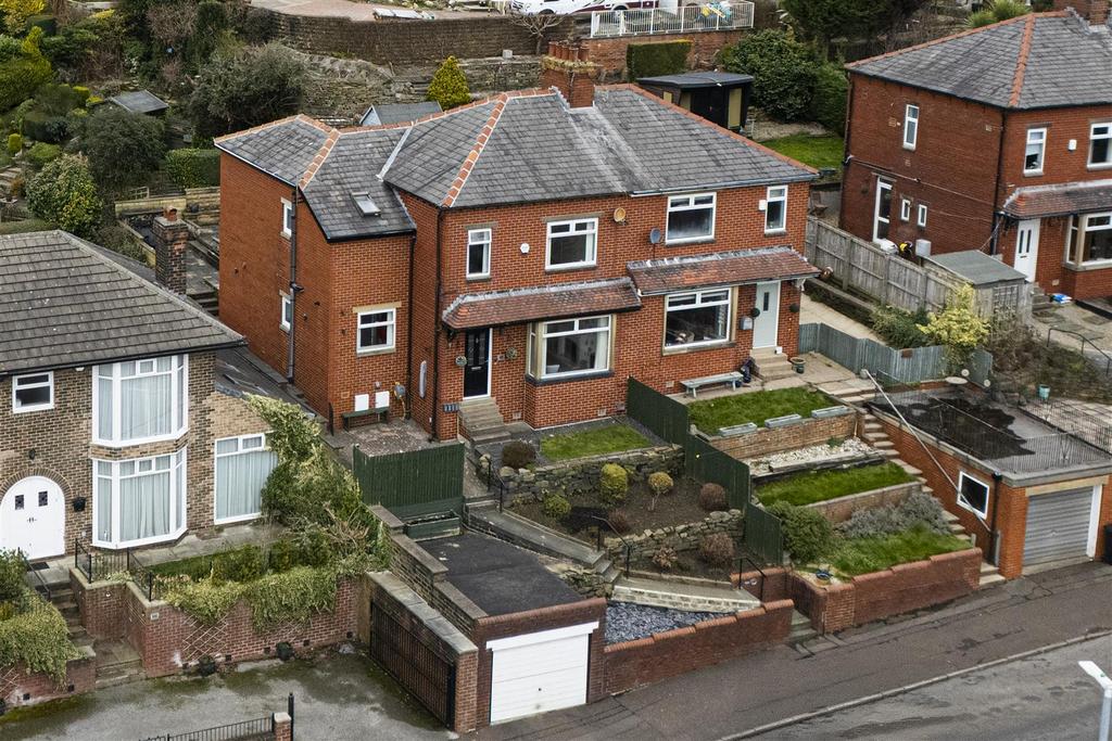 Bramleys Estate Agents - Pye Nest - Halifax (1).jp