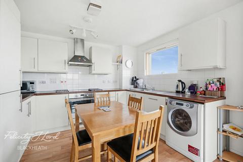 2 bedroom apartment for sale, Restell Close, Blackheath