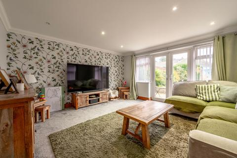 3 bedroom detached house for sale, Manor Road, Caister-On-Sea