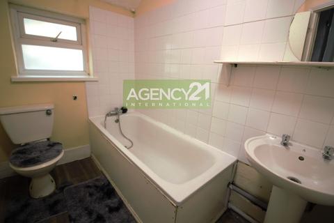 2 bedroom flat to rent, Seventh Avenue, Manor Park, E12