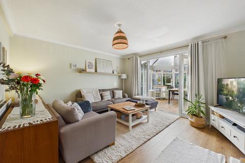 2 bedroom semi-detached house for sale, Arundel Drive, West Monkseaton