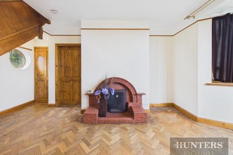 3 bedroom detached house for sale, Mountside, Scarborough