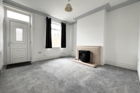 2 bedroom terraced house for sale, Station Road, Skelmanthorpe, Huddersfield, HD8 9AU