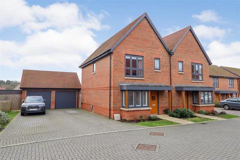 3 bedroom semi-detached house for sale, Thorn Way, Pease Pottage, Crawley