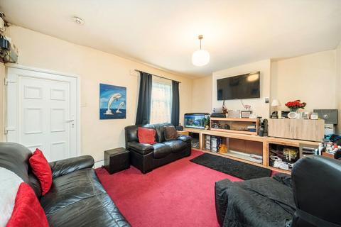 3 bedroom house for sale, Kings Grove, London SE15