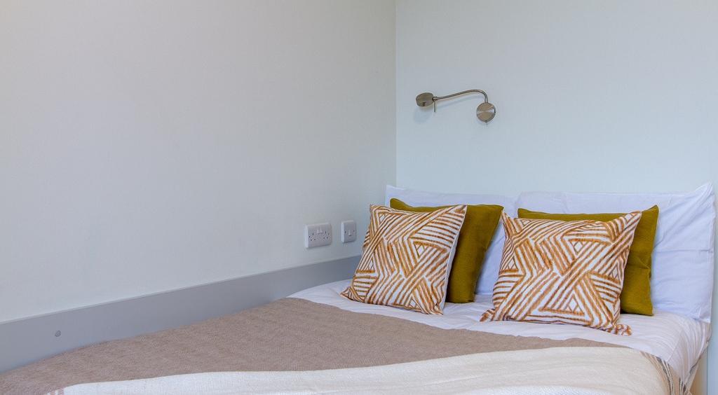 Silver Ensuite