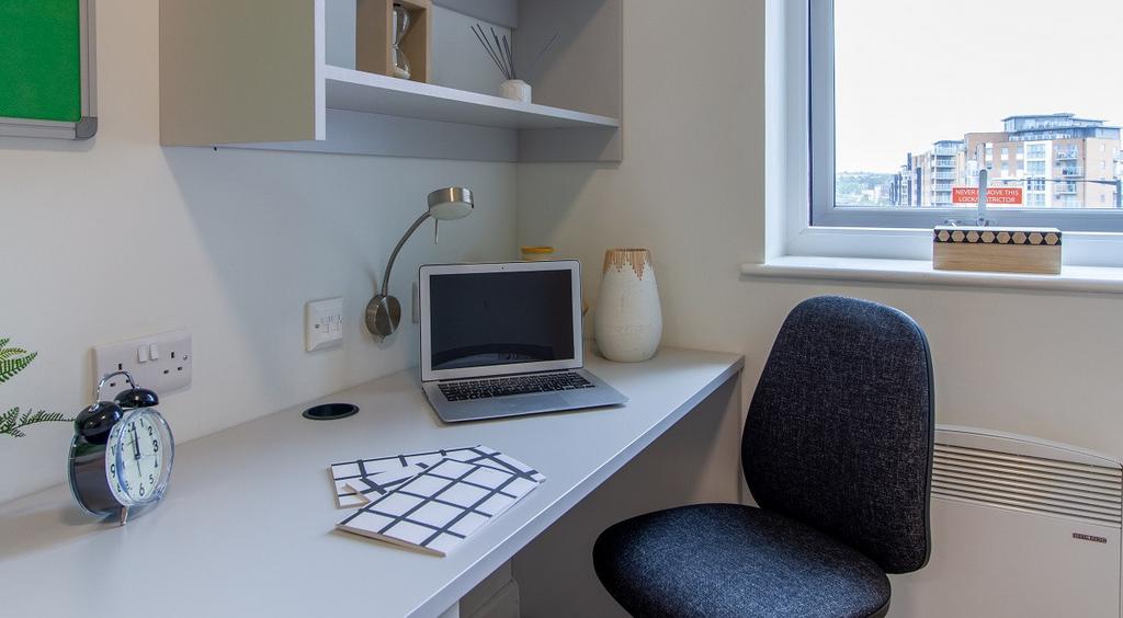 Silver Ensuite