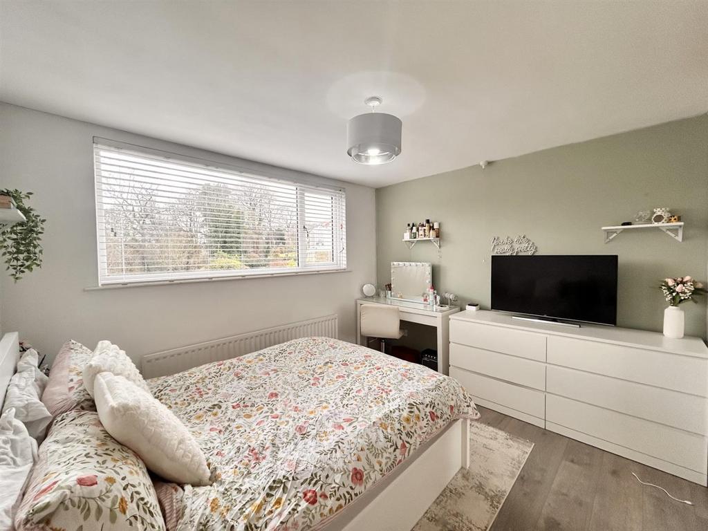 Bedroom 3.jpg
