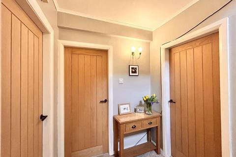 4 bedroom semi-detached house for sale, Breck Lea, Sowerby Bridge HX6
