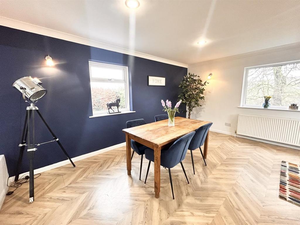 Dining Room 2.jpg