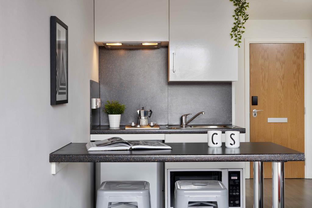 Studio Kitchen