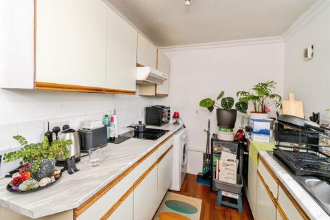 1 bedroom maisonette for sale, Spring Close, Southampton
