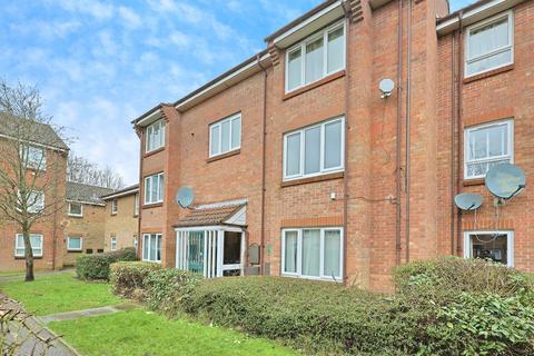 1 bedroom flat for sale, Baxter Court, Norwich