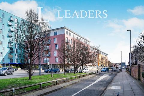 2 bedroom flat to rent, Horizon, 66 Goldsmith Avenue, PO4