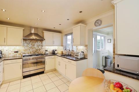 3 bedroom detached bungalow for sale, Partridge Close, Rainworth, Mansfield