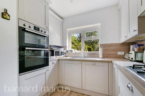 3 bedroom semi-detached house for sale, Covington Gardens, London