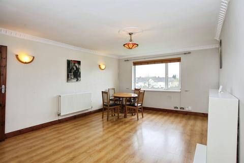 undefined, Tynant, Cardiff