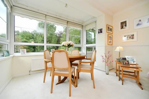 Greenacres, Brighton